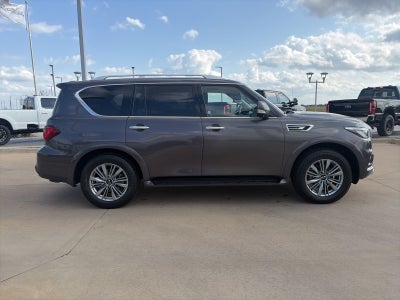 2024 INFINITI QX80 LUXE
