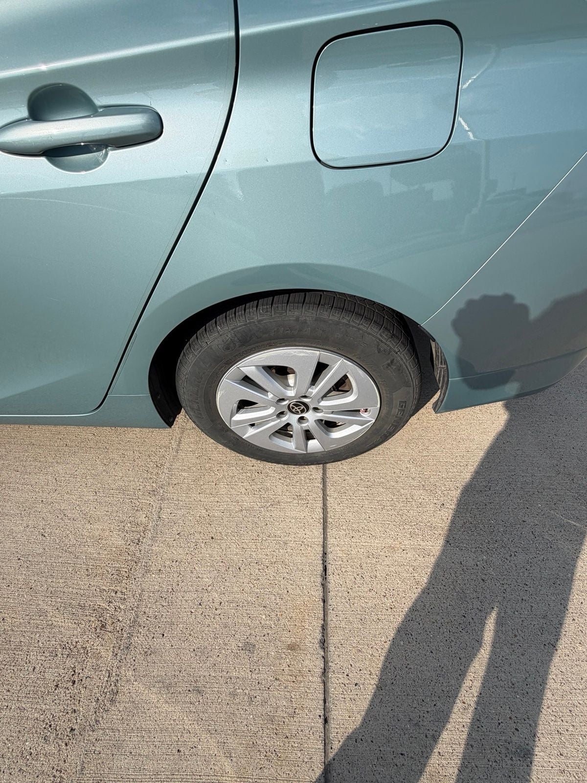 2016 Toyota Prius Two