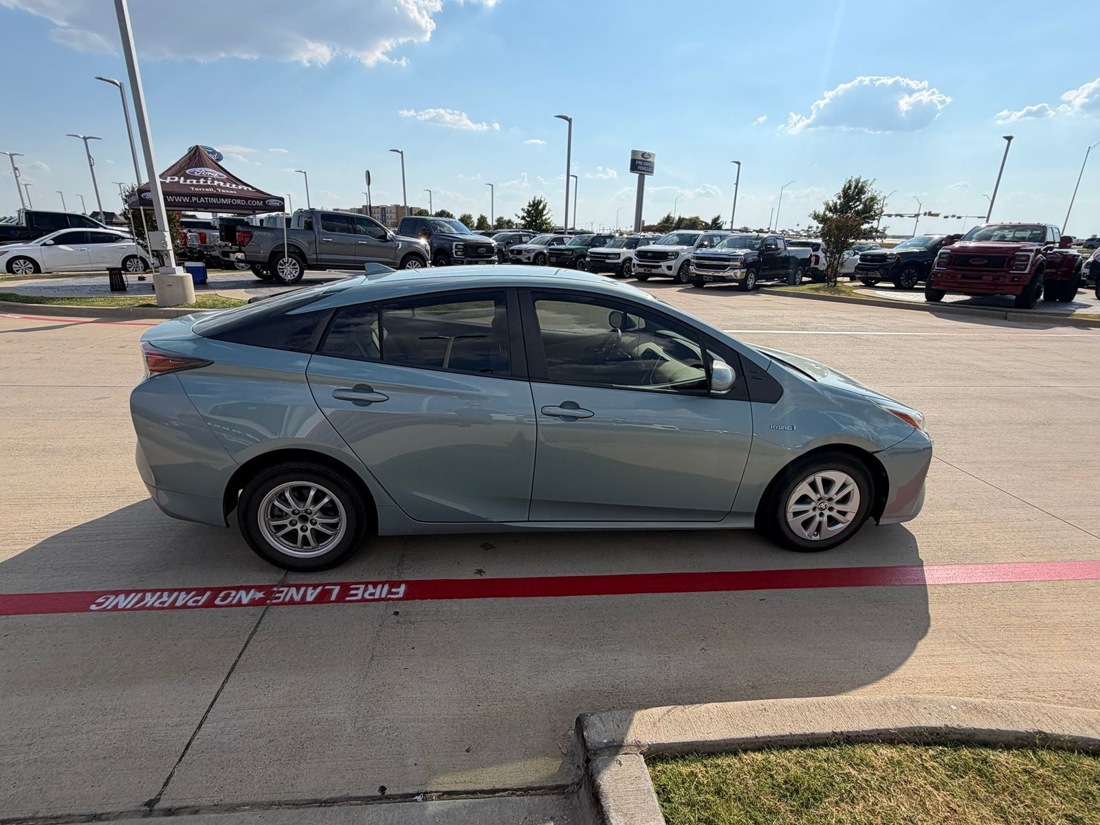 2016 Toyota Prius Two