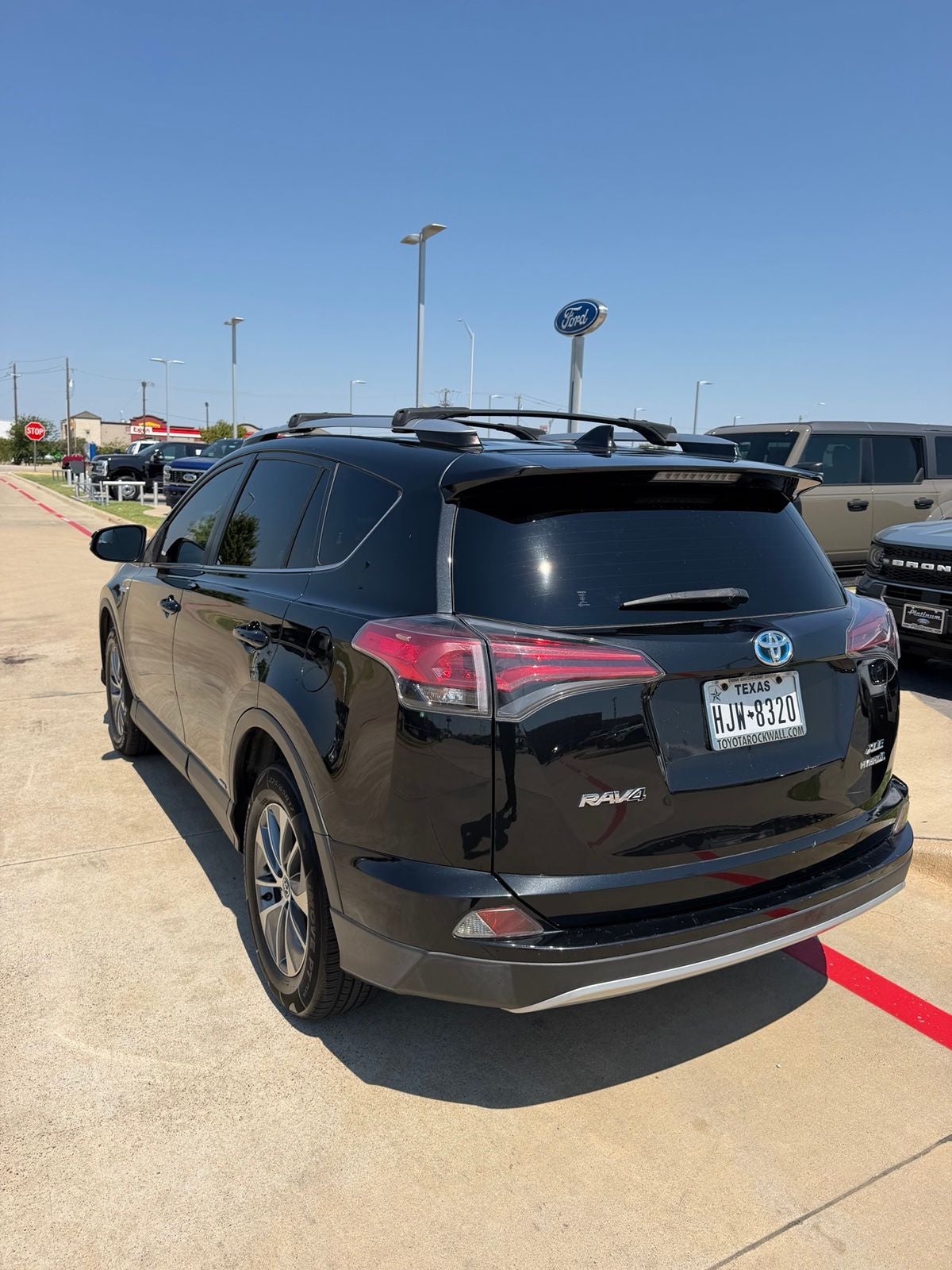 2016 Toyota RAV4 Hybrid XLE