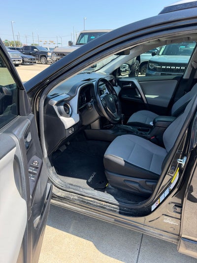 2016 Toyota RAV4 Hybrid XLE