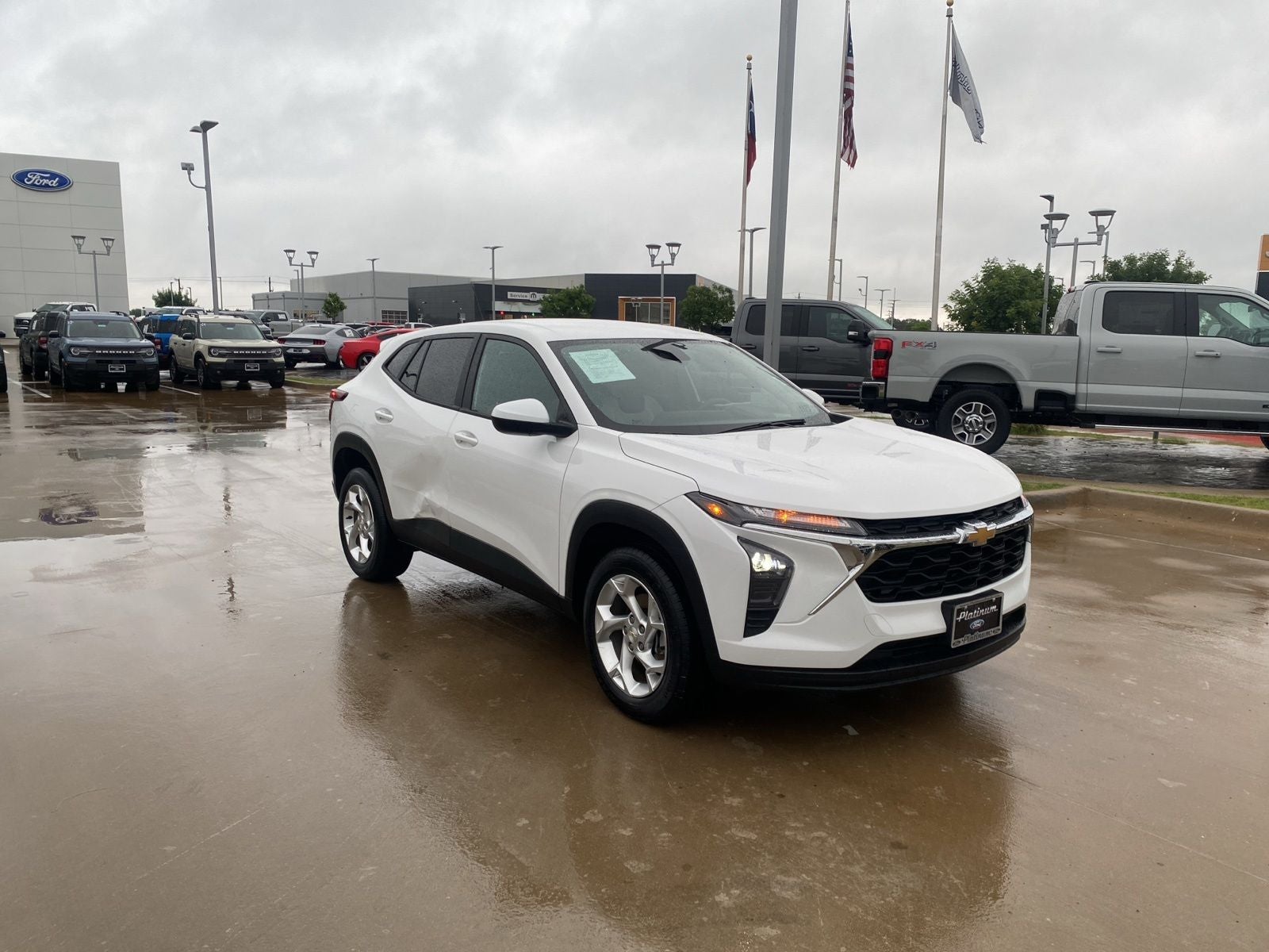 2025 Chevrolet Trax LS