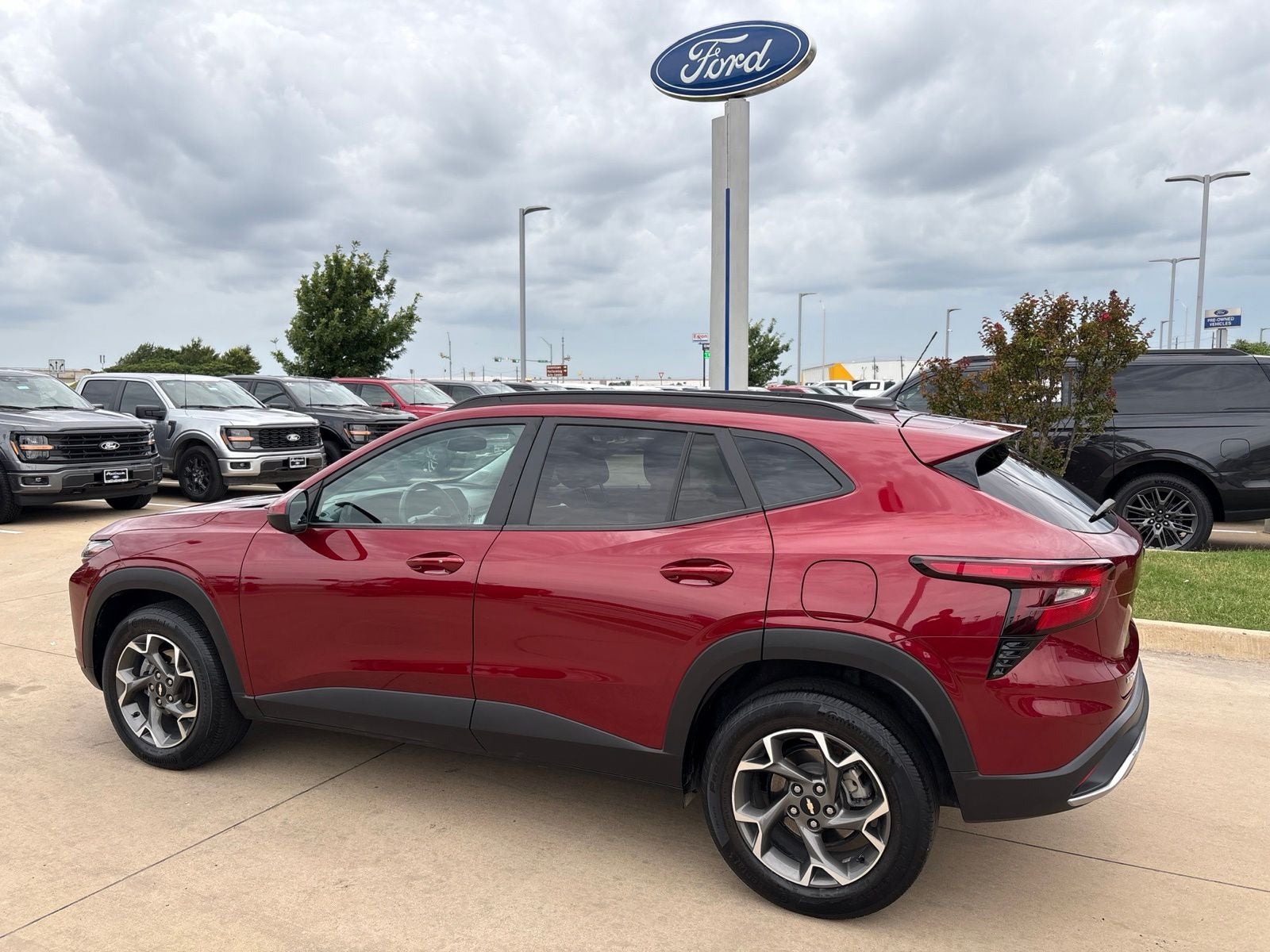 2024 Chevrolet Trax LT