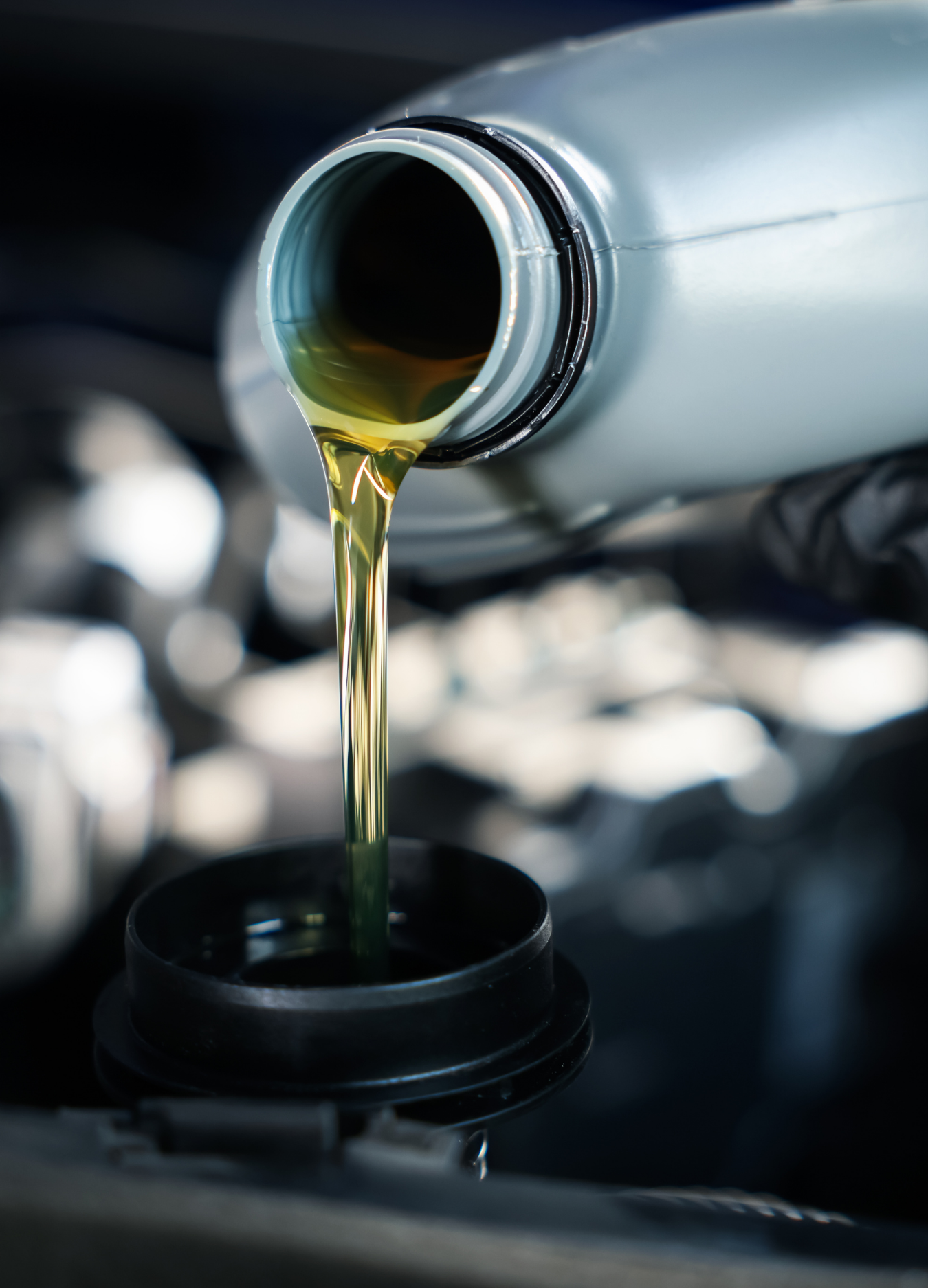 $15.00 Off - Oil Change Gas or Diesel!